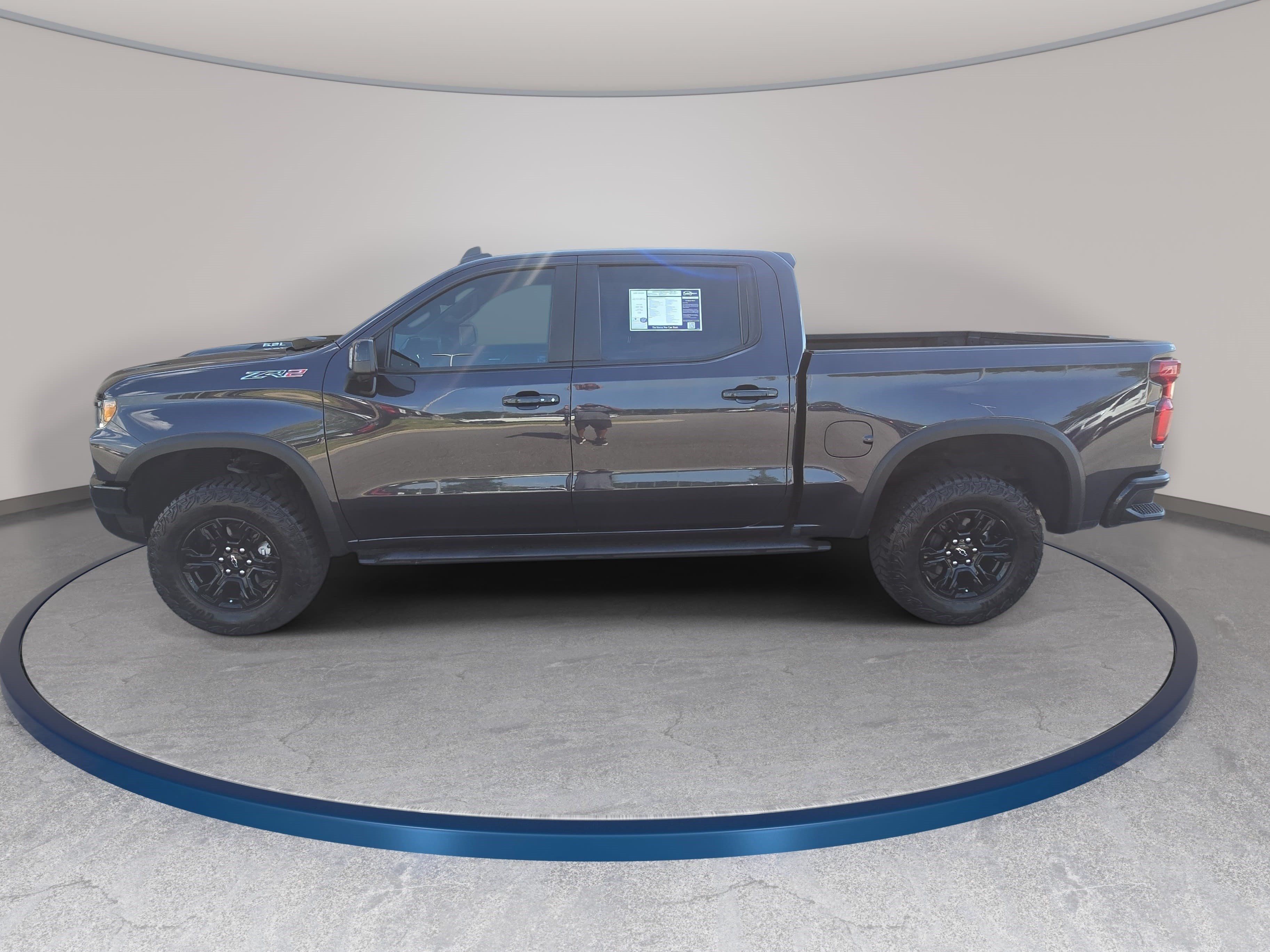 Used 2023 Chevrolet Silverado 1500 ZR2 w/ Technology Package AWD/4WD image 8