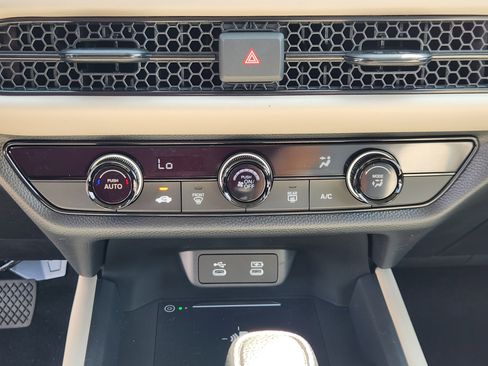 New 2026 Honda HR-V LX image 12