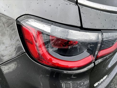 Used 2018 Jeep Compass Limited w/ Navigation Group image 22