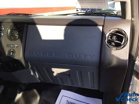 Used 2016 Ford F250 XL w/ Power Equipment Group image 40