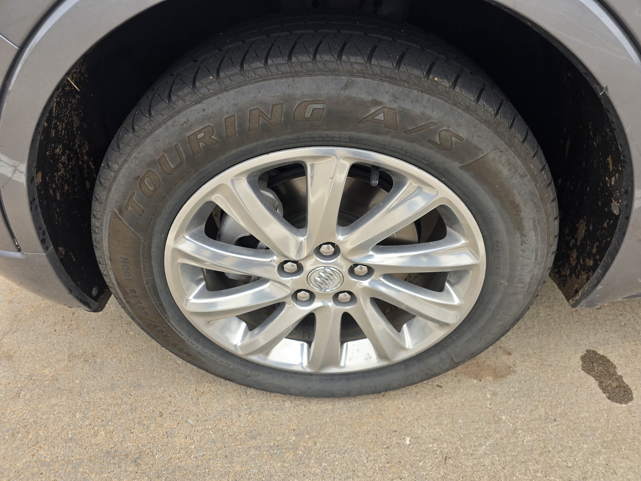 Used 2020 Buick Envision Essence AWD/4WD image 10