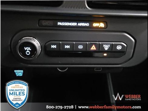 New 2025 Ford Maverick XLT w/ XLT Luxury Package image 15