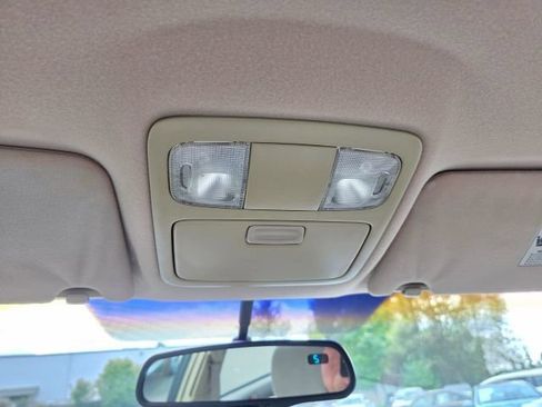 Used 2004 Toyota Camry FWD image 57