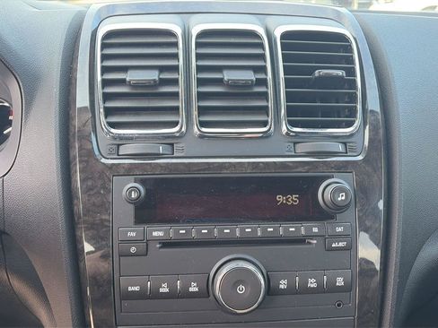 Used 2012 GMC Acadia Denali FWD image 26