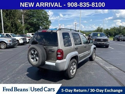 Used 2006 Jeep Liberty Sport AWD/4WD image 7