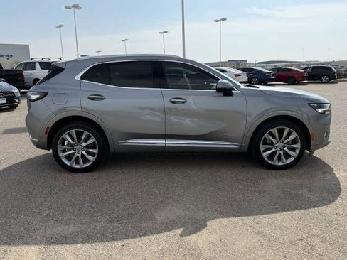 Used 2023 Buick Envision Avenir image 9