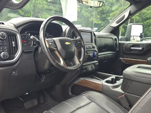 Used 2022 Chevrolet Silverado 2500 High Country AWD/4WD image 25