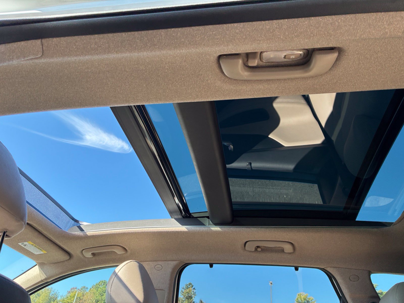 Used 2019 Hyundai Santa Fe Limited FWD image 19