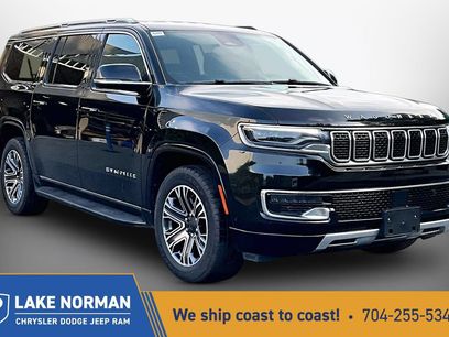 Certified 2024 Jeep Wagoneer L Series II w/ Flexible Seating Group