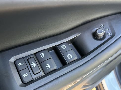 New 2025 Jeep Grand Cherokee Limited image 8