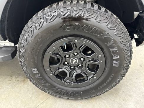 Used 2023 Ford Bronco Wildtrak AWD/4WD image 11