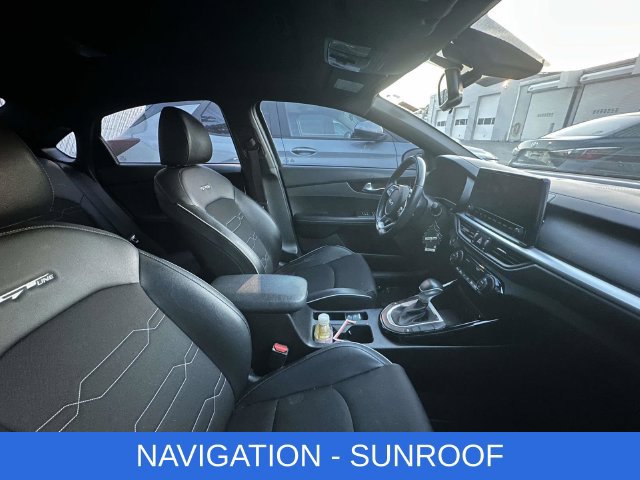 Used 2022 Kia Forte GT-Line w/ GT-Line Premium Package FWD image 2