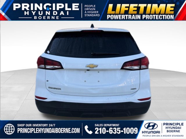 Used 2022 Chevrolet Equinox LS AWD/4WD image 3