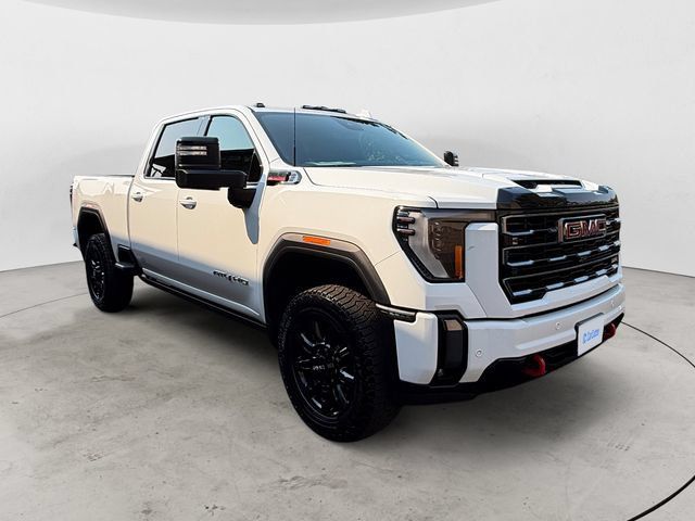 Used 2024 GMC Sierra 3500 AT4 w/ Technology Package AWD/4WD image 3