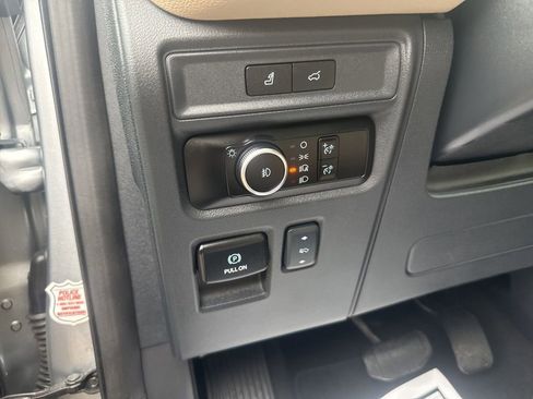 Used 2024 Ford Expedition Max Limited image 20