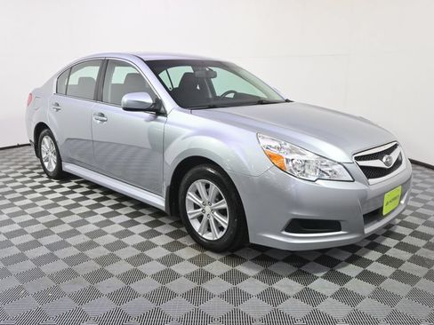 Used 2012 Subaru Legacy 2.5i Premium AWD/4WD image 8