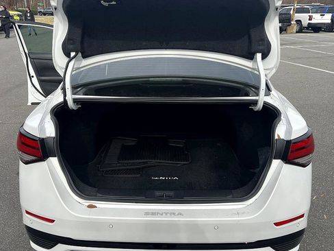 Certified 2024 Nissan Sentra SR image 25