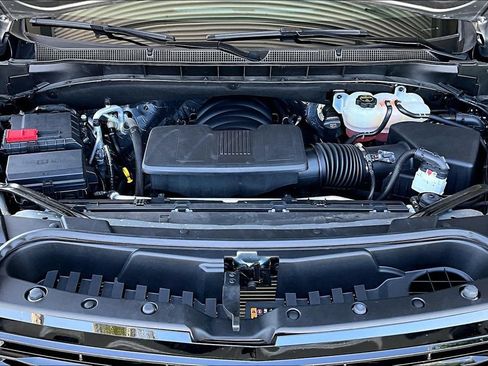 Used 2025 Chevrolet Tahoe RST w/ Comfort Package AWD/4WD image 31