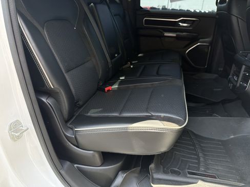 Used 2023 RAM 1500 Laramie AWD/4WD image 27