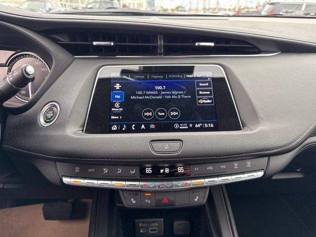 Certified 2023 Cadillac XT4 Luxury w/ Cold Weather Package AWD/4WD image 14