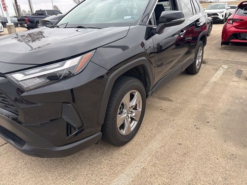 Used 2023 Toyota RAV4 XLE w/ Convenience Package image 1