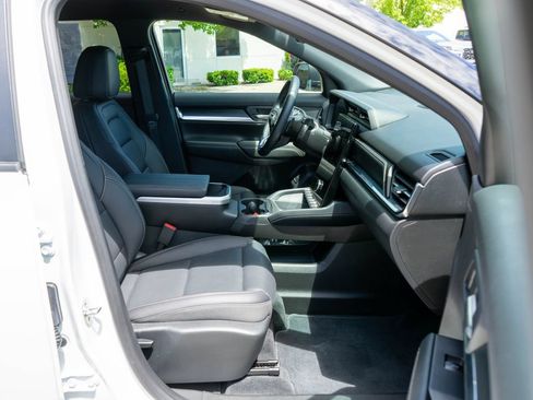 Used 2026 GMC Terrain Elevation w/ Elevation Premium Package AWD/4WD image 9