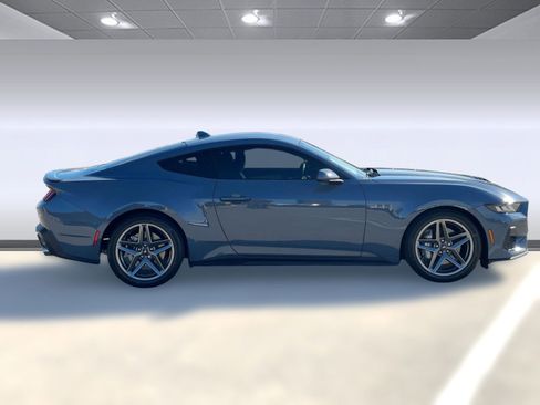 Used 2024 Ford Mustang GT Premium image 7