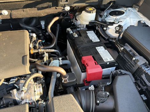 Certified 2024 Toyota RAV4 LE FWD image 33