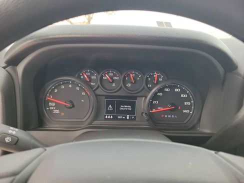 Used 2025 Chevrolet Silverado 1500 Custom image 18