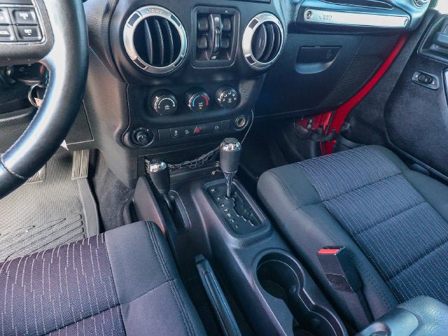 Used 2011 Jeep Wrangler Unlimited Sahara w/ Dual Top Group AWD/4WD image 19