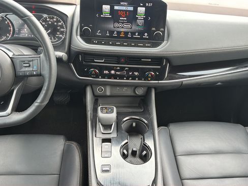 Certified 2023 Nissan Rogue SL w/ SL Premium Package FWD image 8