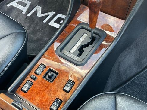 Used 1990 Mercedes-Benz 300 CE Coupe image 24