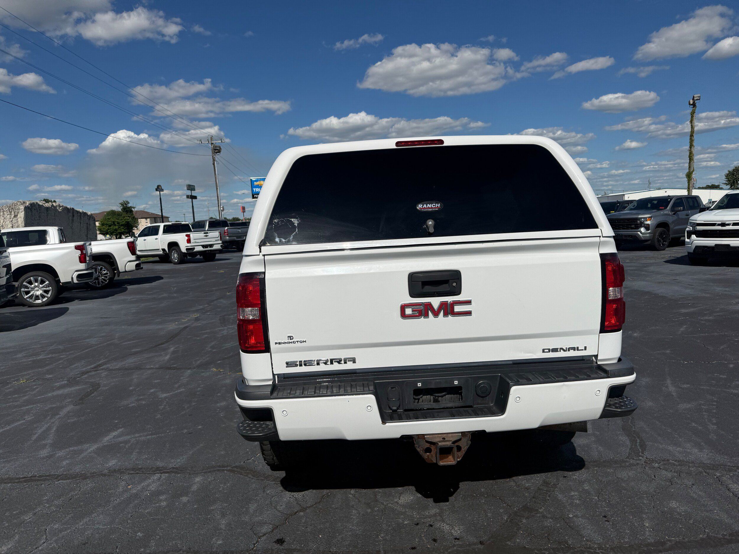 Used 2016 GMC Sierra 2500 Denali w/ Duramax Plus Package AWD/4WD image 5