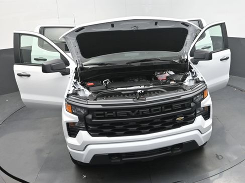 Used 2026 Chevrolet Silverado 1500 Custom AWD/4WD image 36