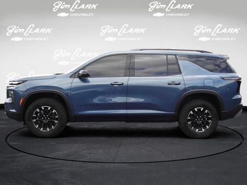 Used 2025 Chevrolet Traverse Z71 w/ Driver Confidence Package AWD/4WD image 25