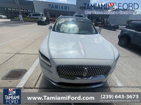 Used 2022 Lincoln Nautilus Reserve FWD image 1