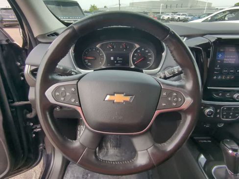 Used 2020 Chevrolet Traverse Premier w/ LPO, Blackout Package AWD/4WD image 21