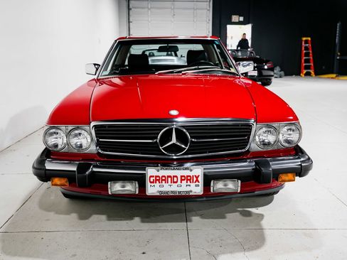 Used 1987 Mercedes-Benz 560 SL image 5
