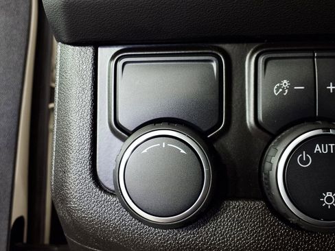 Used 2021 Chevrolet Tahoe High Country image 21