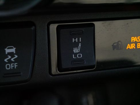 Certified 2023 Toyota RAV4 XLE image 29