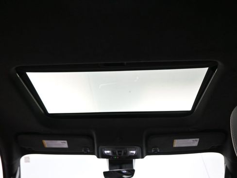 Used 2024 GMC Sierra 1500 Denali Ultimate image 25