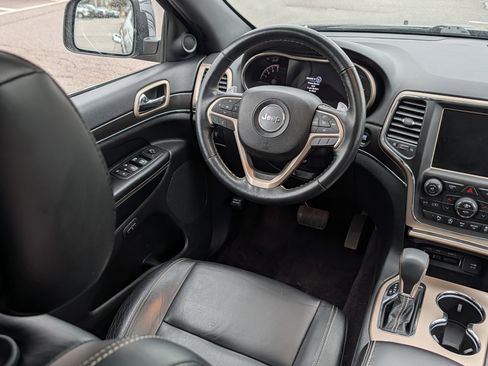 Used 2016 Jeep Grand Cherokee Limited w/ Trailer Tow Group IV image 9