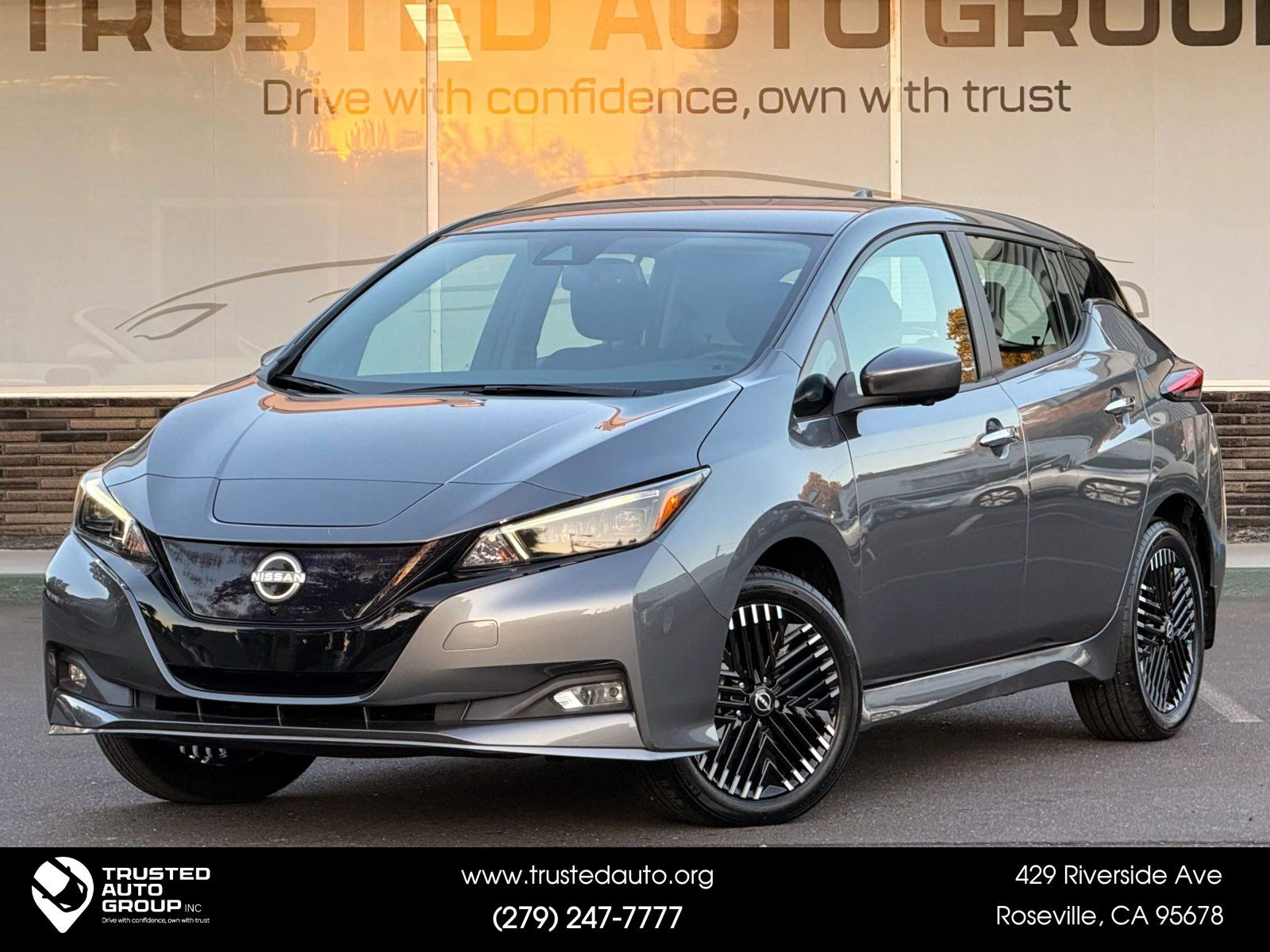 Used 2024 Nissan Leaf SV Plus FWD image 1