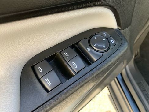 Certified 2023 Chevrolet Equinox LS w/ LS Convenience Package image 20