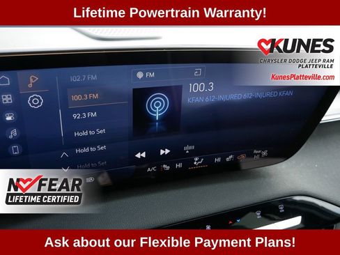 Used 2025 Buick Enclave Sport Touring AWD/4WD image 23