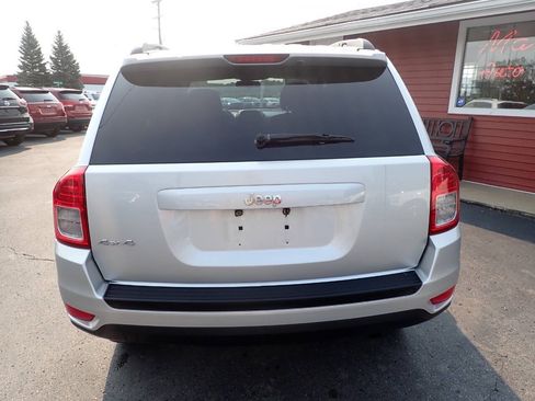 Used 2012 Jeep Compass Sport AWD/4WD image 5