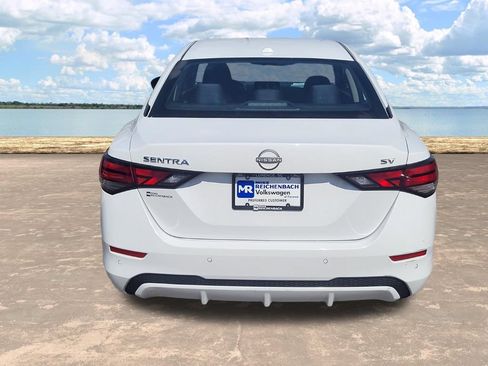 Used 2024 Nissan Sentra SV FWD image 4