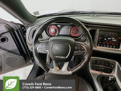 Used 2016 Dodge Challenger SRT Hellcat image 23