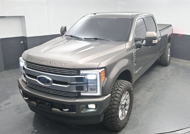 Used 2018 Ford F250 Limited AWD/4WD image 15