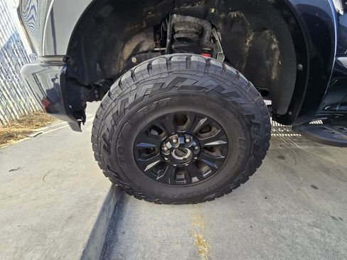 Used 2022 Ford F250 Platinum w/ Tremor Off-Road Package image 28